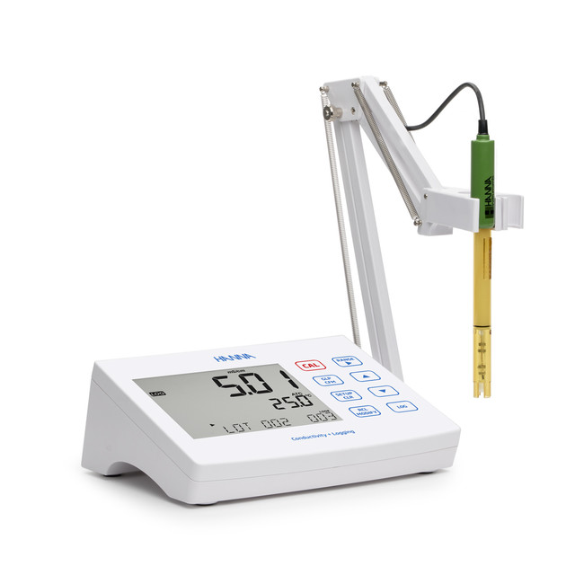 Hanna HI2630 EC/TDS  Masaüstü Ölçüm Cihazı