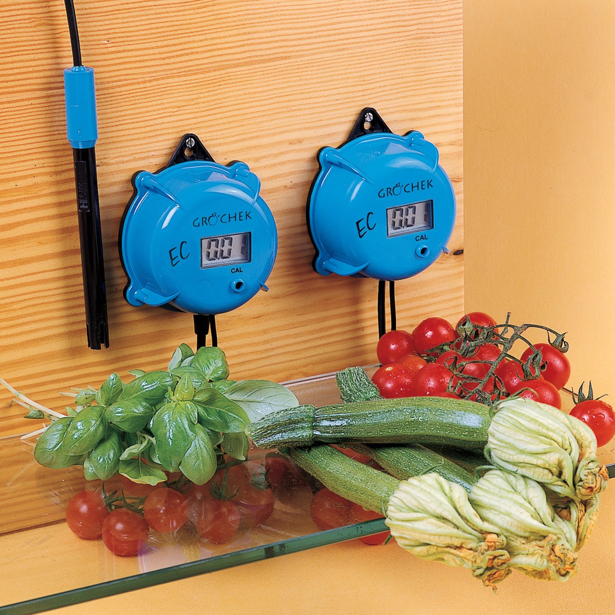 HI983302N - LCD'li Gro'chek EC Ölçer